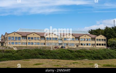 Port Stanley, Isole Falkland - 31 gennaio 2023: Scuola superiore per le Falkland di Stanley Foto Stock