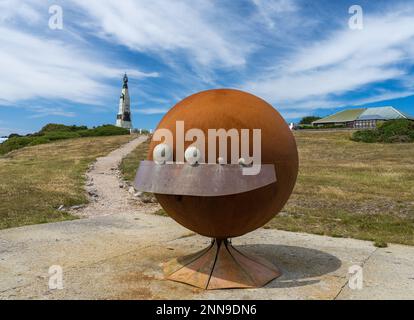 Port Stanley, Isole Falkland - 31 gennaio 2023: Scultura del sistema solare di Rob Yssel Foto Stock