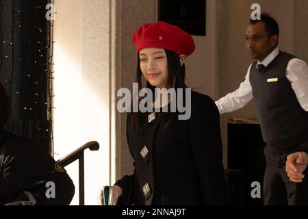 Milano, Italia. 25th Feb, 2023. Celebrity sighting - settimana della moda di Milano Autunno/Inverno 2023/2024 a Milano, il 25 2023 febbraio (Foto di Mairo Cinquetti/NurPhoto) Credit: NurPhoto SRL/Alamy Live News Foto Stock