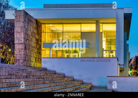 Vista del Museo dell'Ara Pacis, Roma, Italia Foto Stock