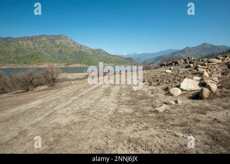 Il lago Kaweah è un lago artificiale della Contea di Tulare, CA, Stati Uniti. Foto Stock