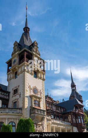 SINAIA, Valacchia/ROMANIA - 21 settembre : vista esterna del Castello di Peles in Sinaia Valacchia Romania il 21 settembre, 2018 Foto Stock