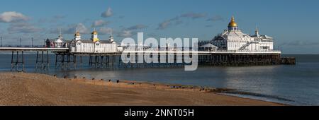 EASTBOURNE, EAST SUSSEX/UK - gennaio 28 : Vista di Eastbourne Pier in East Sussex on gennaio 28, 2019 Foto Stock