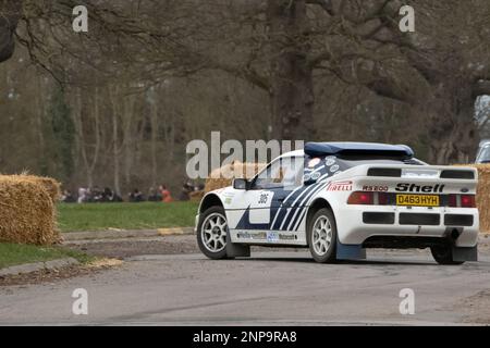 1987 Ford RS 200 Gruppo B auto da rally a Race retro 2023 Exhibition e Rally stages a Stoneleigh Park Warwickshire UK Foto Stock