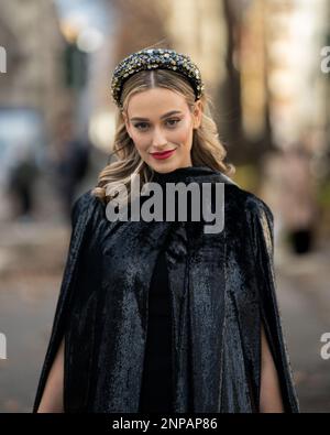 Lara Begic Style dopo Dolce & Gabbana Milano Fashion Week AW23/24 Foto Stock