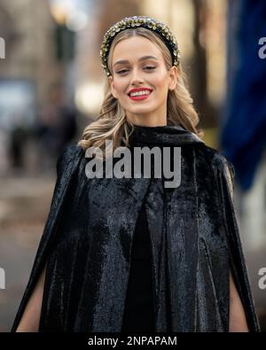 Lara Begic Style dopo Dolce & Gabbana Milano Fashion Week AW23/24 Foto Stock