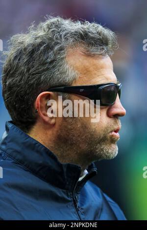 Parigi, Francia, 26th febbraio 2023. La Francia guida il pullman Fabien Galthié prima della partita delle sei Nazioni della Guinness allo Stade de France, Parigi. Credit: Notizie dal vivo di ben Whitley/Alamy Foto Stock