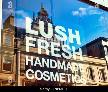 Finestra del negozio di cosmetici di lusso glasgow Reflection 78 Buchanan St, Glasgow G1 3HA Foto Stock