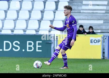 Leone Seydoux di Beerschot raffigurato in azione durante una partita di calcio tra Beerschot VA e RWD Molenbeek, domenica 26 febbraio 2023 ad Anversa, il giorno 1 dei playoff di Relegation durante la 2022-2023 'Challenger Pro League' 1B seconda divisione del campionato belga. FOTO DI BELGA JILL DELSAUX Foto Stock