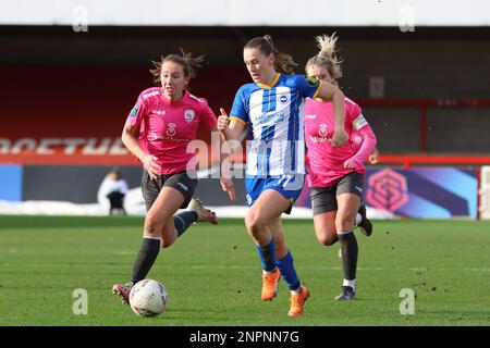 Broadfiled Stadium, Crawley Town, Regno Unito, 26 febbraio 2023 Elisabeth Terland (BRI, 11) durante una partita di fa Cup il 26 2023 febbraio tra Brighton & Hove Albion e Coventry United LFC, al Broadfield Stadium, Crawley, Regno Unito. (Bettina Weissensteiner/SPP) Foto Stock