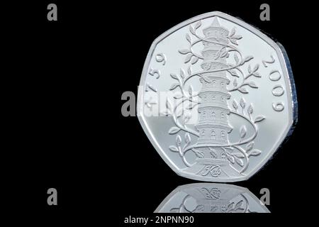 Falso 2009 Kew Gardens 50p moneta che sono utilizzati come riempitivi di album e non sono classificati come pagamento legale Foto Stock