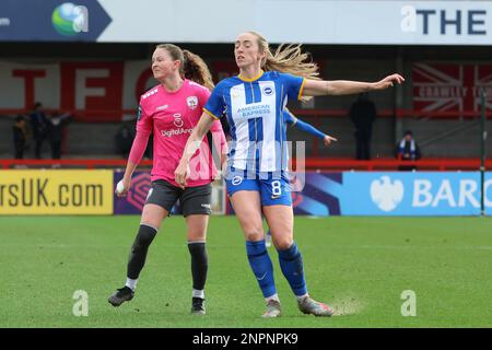 Broadfiled Stadium, Crawley Town, Regno Unito, 26 febbraio 2023 Megan Connolly (BRI, 8) durante una partita di fa Cup il 26 2023 febbraio tra Brighton & Hove Albion e Coventry United LFC, al Broadfield Stadium, Crawley, Regno Unito. (Bettina Weissensteiner/SPP) Foto Stock