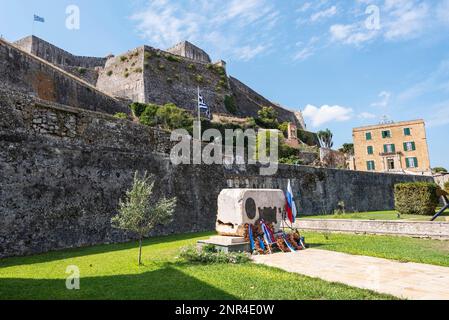 Memoriale di guerra, Fortezza Nuova, Kerkyra, Isola di Corfù, Isole IONIE, Grecia Foto Stock