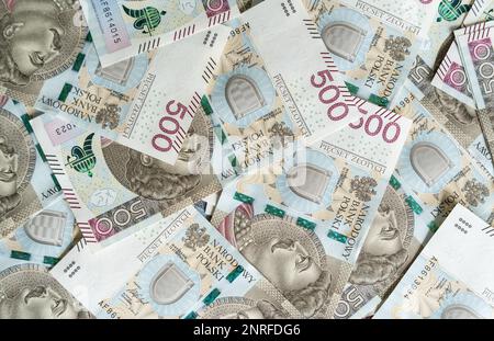 500 banconote zloty polacche. PLN zł o złoty, la valuta ufficiale della Polonia. Cinquecento banconote złotych, banconote di carta obverse. Foto Stock