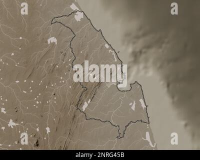 Trincomalee, distretto di Sri Lanka. Mappa dell'altitudine colorata in tonalità seppia con laghi e fiumi Foto Stock