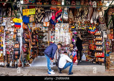 Negozio di souvenir sulla sommità del Cerro de Monserrate, vicino Santuario del Senor de Monserrate, chiesa, Bogotà, Colombia Foto Stock