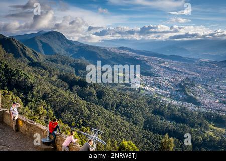 Skyline, da Montserrate hill o di cerro de Montserrate, Bogotà, Colombia Foto Stock