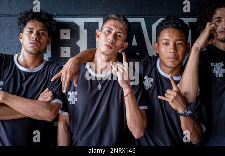 Bianco e Nero C-13, ballerini di Hip Hop, Arte di strada, Comuna 13, Medellín, in Colombia Foto Stock