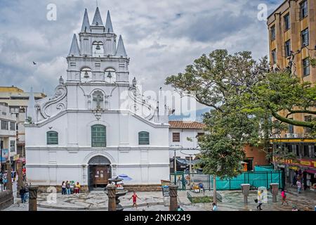 La Iglesia, Parroquia de la Veracruz, chiesa, Medellín, in Colombia Foto Stock