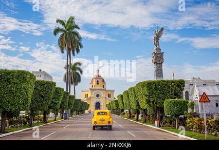 Cappella nel Cementerio Cristobal Colon, cimitero di Colon, La Habana, Cuba Foto Stock