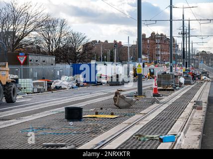 Tram quasi completati per l'estensione della linea del tram di Newhaven, Leith, Edimburgo, Scozia, Regno Unito Foto Stock