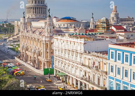 Vista del Paseo de Marti o Paseo del Prado, La Habana Vieja district, La Habana, Cuba Foto Stock