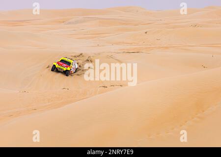 209 ZHANG Guoyu (chn), MENA Oriol (spa), BAIC ORV, BAIC ORV BJ40, FIA W2RC, Azione durante la fase 1 dell'Abu Dhabi Desert Challenge 2023, 2nd° round della stagione 2023 W2RC, il 27 febbraio 2023 tra al Dhannah e Qasr al Sarab, Abu Dhabi - Foto Bastien Roux / DPPI Foto Stock