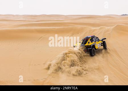 206 WEI HAN (chn), li ma (chn), Hanwei Motorsport Team, Lichi HW2021, FIA W2RC, Azione durante la fase 1 dell'Abu Dhabi Desert Challenge 2023, 2nd° round della stagione 2023 W2RC, il 27 febbraio 2023 tra al Dhannah e Qasr al Sarab, Abu Dhabi - Foto Bastien Roux / DPPI Foto Stock