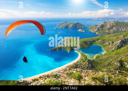 Vista aerea della laguna blu in Oludeniz, Turchia Foto Stock