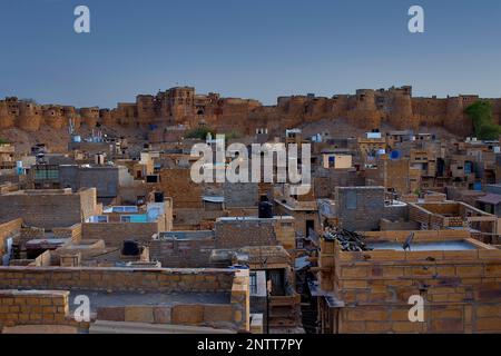 Forte e città â€ â€ i tetti, Jaisalmer, Rajasthan, India Foto Stock