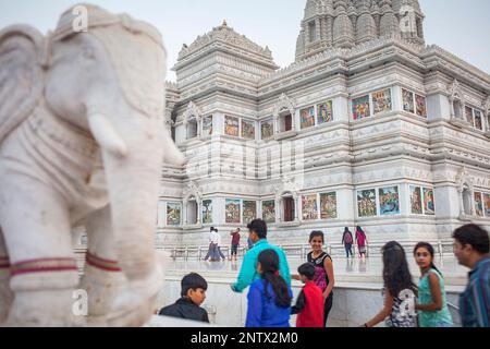 Prem Mandir ( amore tempio) Tempio dell'amore divino, Vrindavan, Mathura, Uttar Pradesh, India Foto Stock