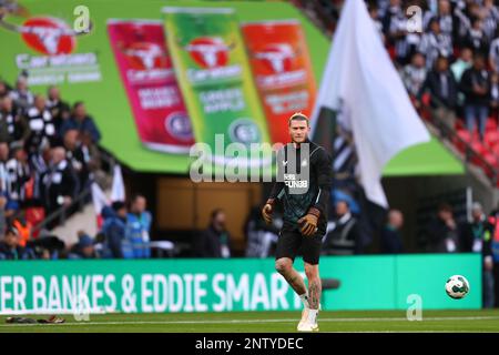 Loris Karius di Newcastle United si riscalda - Manchester United contro Newcastle United, Carabao Cup Final, Wembley Stadium, Londra, Regno Unito - 26th Febbraio 2023 solo per uso editoriale - si applicano le restrizioni DataCo Foto Stock