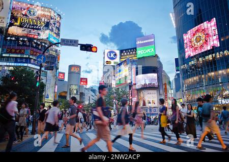 Kousaten Scramble crossing in Shibuya. La città di Tokyo, Giappone, Asia Foto Stock