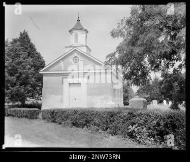 Grace Church, York-Hampton Parish, Yorktown, York County, Virginia. Carnegie Survey of the Architecture of the South. Stati Uniti Virginia York County Yorktown, campanili, Bull's eye finestre, porte e vani porta, frontoni, Chiese. Foto Stock