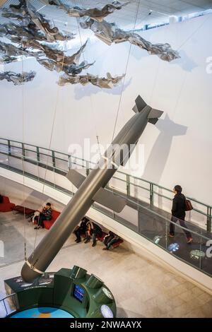 Mostra presso il Museo della Bomba Atomica, di Nagasaki, Giappone. Foto Stock