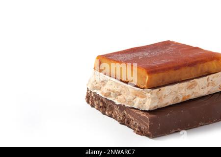 Vari tipi di turron, mazapan, mantecados y polvorones.Typical dolci spagnoli di Natale. Foto Stock