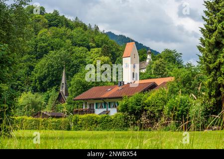 Oberau: chiesa di San Ludwig, cappella di San Georg in Oberbayern, Garmisch-Partenkirchen, alta Baviera, Baviera, Baviera, Germania Foto Stock