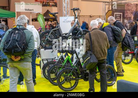 Fahrrad Essen, fiera pubblica nelle sale di Messe Essen, rivenditori e produttori mostrano tutto su biciclette, e-bike, accessori, NRW, Germania, Foto Stock