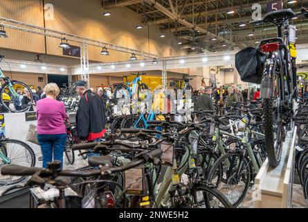 Fahrrad Essen, fiera pubblica nelle sale di Messe Essen, rivenditori e produttori mostrano tutto su biciclette, e-bike, accessori, NRW, Germania, Foto Stock