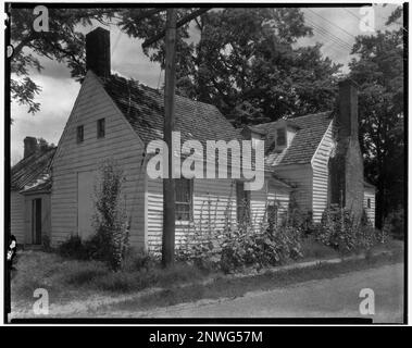 Ailworth Cottage, Accomack Court House, Accomack County, Virginia. Carnegie Survey of the Architecture of the South. Stati Uniti Virginia Accomack County Accomack Court House, Clapboard siding, Case. Foto Stock