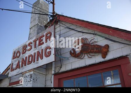 Primo piano del cartello per Lobster Landing a Clinton, Connecticut, USA Foto Stock