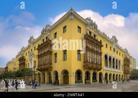 Balconi sulla Plaza de Armas, Lima, Perù Foto Stock