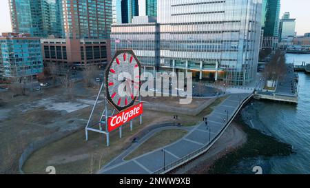 Famoso orologio Colgate a Jersey City - NEW YORK, USA - 15 FEBBRAIO 2023 Foto Stock