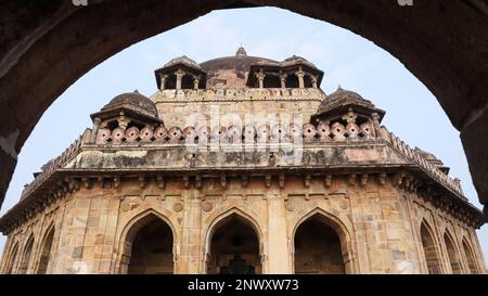 Vista della Tomba Sher Shah Suri, architettura islamica indù, Sasaram, Bihar, India Foto Stock