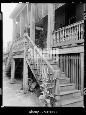 The Waring House, 351 Government St., Mobile, Mobile County, Alabama. Carnegie Survey of the Architecture of the South. Stati Uniti, Alabama, Mobile County, Mobile, scale, Ringhiere a mano, Porches. Foto Stock