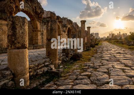 Strada romana, in Al-Bass sito archeologico, pneumatico (Sour), il Libano.