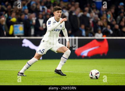 Leonardo Balerdi di Marsiglia durante il campionato francese Ligue 1 partita di calcio tra Olympique de Marseille (OM) e Parigi Saint-Germain (PSG) il 26 febbraio 2023 allo Stade Velodrome di Marsiglia, Francia - Foto Jean Catuffe / DPPI Foto Stock