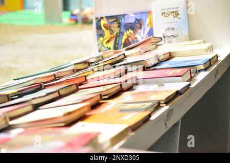 La fiera internazionale del libro di Dhaka 2023 è chiamata 'Ekushey Boi Melaa' a Dhaka, Bangladesh. Foto Stock