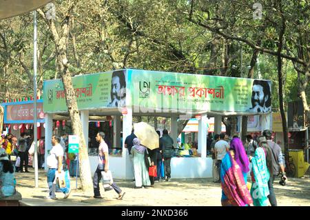 La fiera internazionale del libro di Dhaka 2023 è chiamata 'Ekushey Boi Melaa' a Dhaka, Bangladesh. Foto Stock