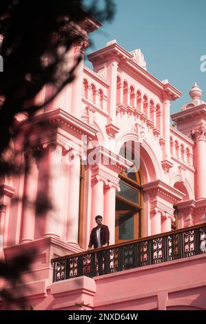 Il più grande edificio storico di Dhaka, Bangladesh, è conosciuto come "Ahsan Manzil" Foto Stock